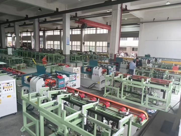 宏标五金机械实拍